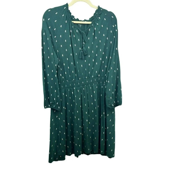 Garnet‎ Hill Ruffled Split Neck Knit Dress, Size Large, Long Sleeves, Green - Picture 2 of 8